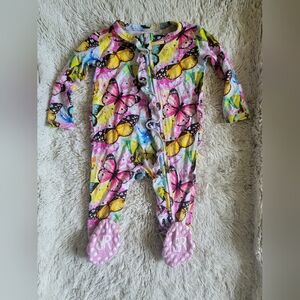 GUC Bums & Roses Newborn Butterfly Ruffle Footie